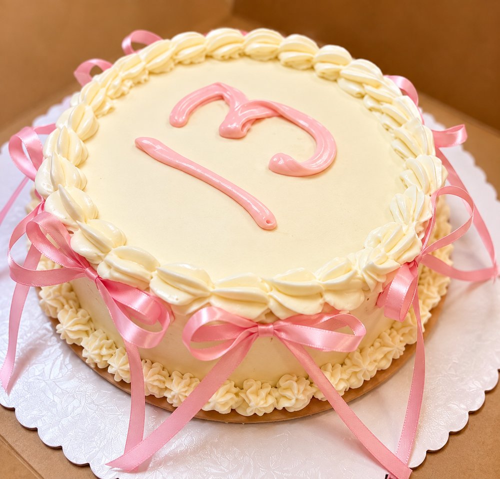 13th Birthday Cake with Pink Bows